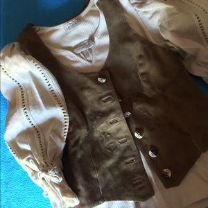 Landhaus Oktoberfest Top with vest 🇩🇪